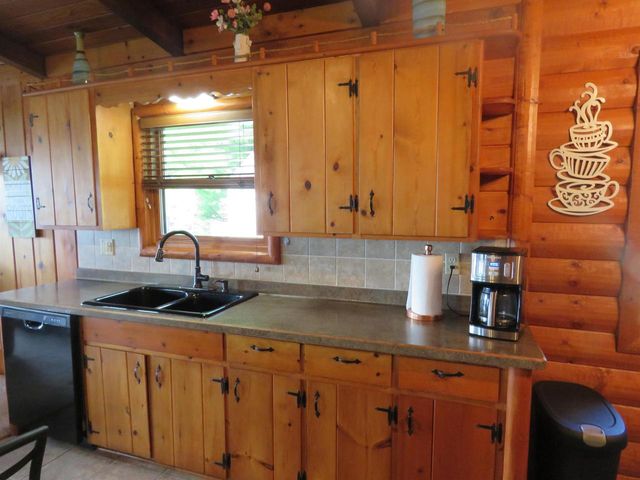 W10243 Del Bern Acres, Fox Lake, WI 53933