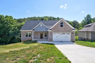 611 Sunset Valley Drive, Soddy Daisy, TN 37379