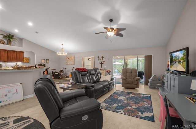 1256 W Sphere Place, Beverly Hills, FL 34465