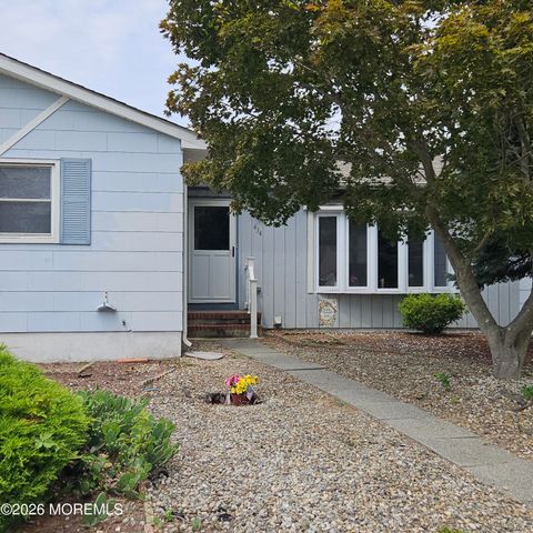 434 Shore Line Place, Brick, NJ 08723