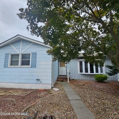 434 Shore Line Place, Brick, NJ 08723
