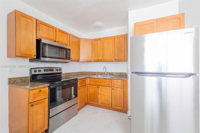 979 SW 10th Street 2, Miami, FL 33130