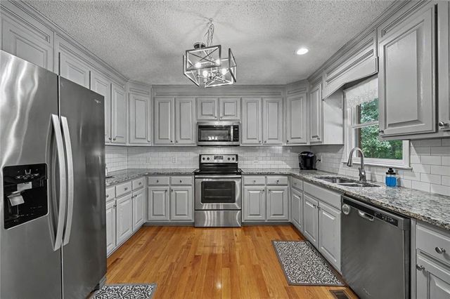 2717 Upper Sweetwater Trail SE, White, GA 30184