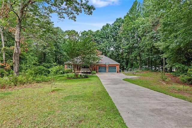2717 Upper Sweetwater Trail SE, White, GA 30184