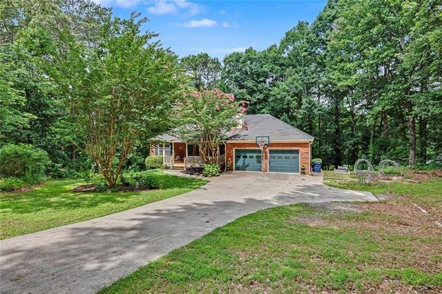 2717 Upper Sweetwater Trail SE, White, GA 30184