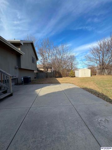 11260 Erskine Street, Omaha, NE 68164