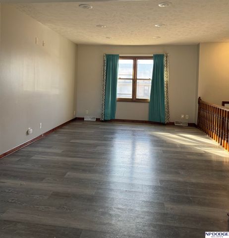 11260 Erskine Street, Omaha, NE 68164