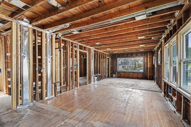 506 Hilldale Drive, Royal Oak, MI 48067