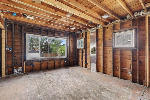 506 Hilldale Drive, Royal Oak, MI 48067