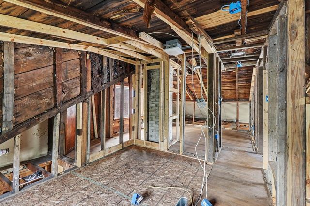 506 Hilldale Drive, Royal Oak, MI 48067