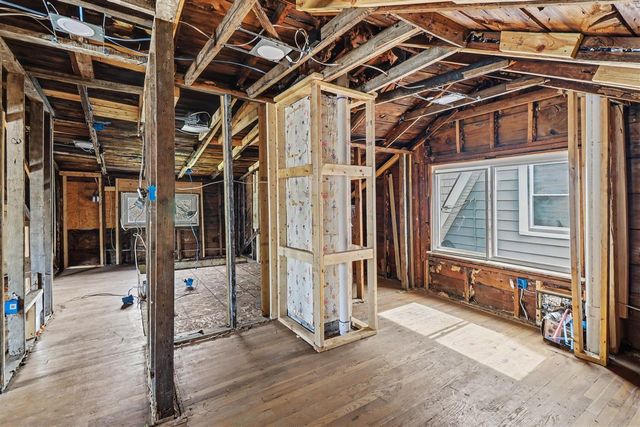 506 Hilldale Drive, Royal Oak, MI 48067