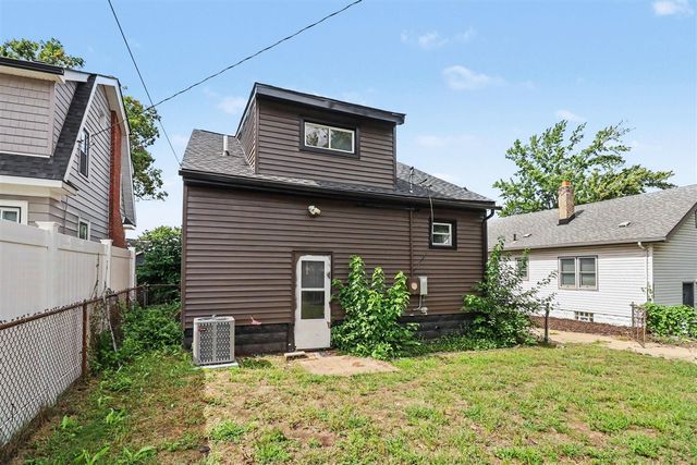 506 Hilldale Drive, Royal Oak, MI 48067