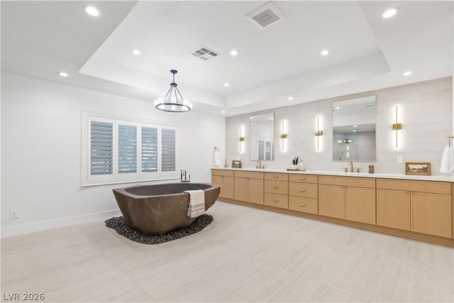 7167 La Puebla Street, Las Vegas, NV 89120