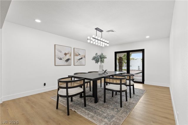 7167 La Puebla Street, Las Vegas, NV 89120