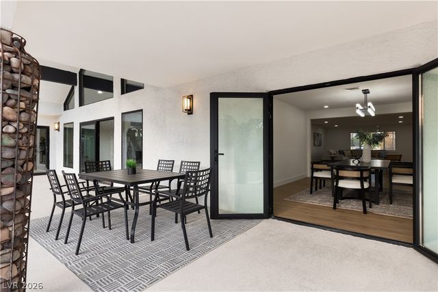 7167 La Puebla Street, Las Vegas, NV 89120