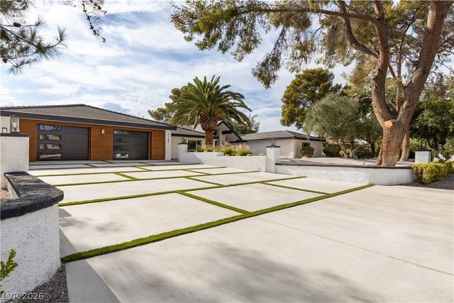 7167 La Puebla Street, Las Vegas, NV 89120