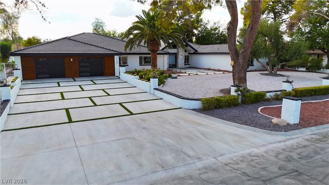 7167 La Puebla Street, Las Vegas, NV 89120