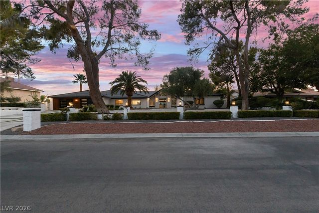 7167 La Puebla Street, Las Vegas, NV 89120