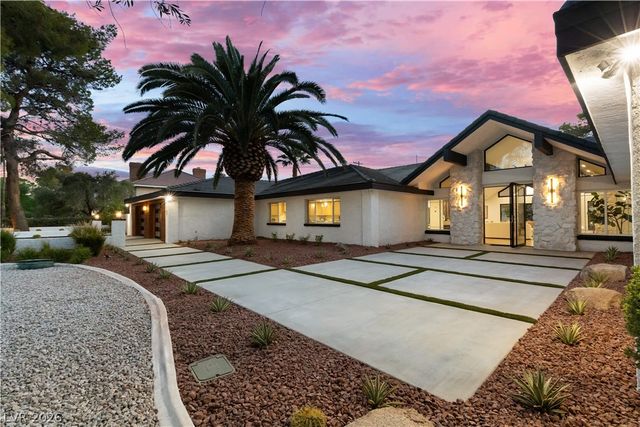 7167 La Puebla Street, Las Vegas, NV 89120