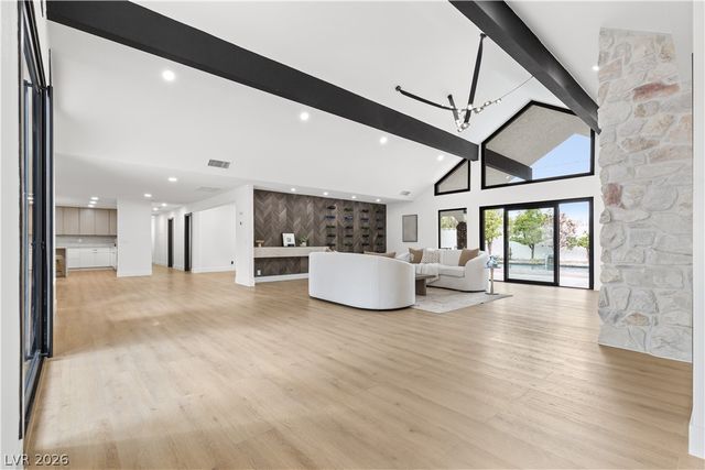 7167 La Puebla Street, Las Vegas, NV 89120