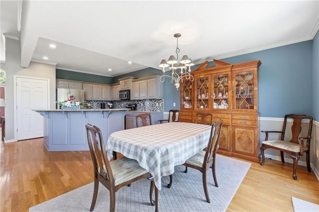 13718 BERGER Avenue, Bonner Springs, KS 66012