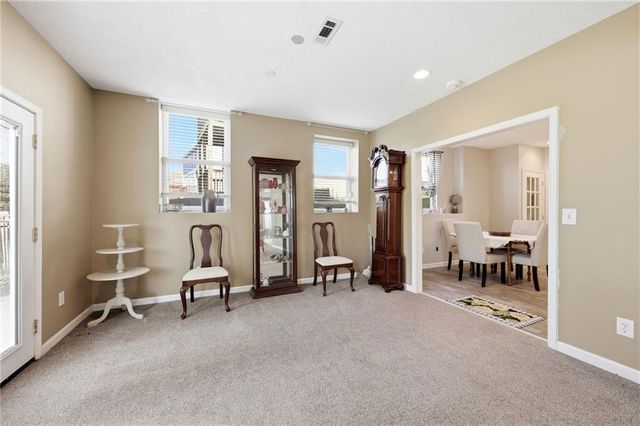 13718 BERGER Avenue, Bonner Springs, KS 66012