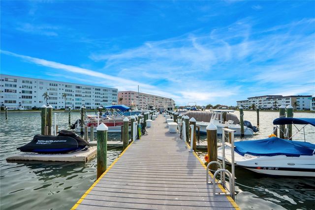 2960 59TH STREET S 405, Gulfport, FL 33707