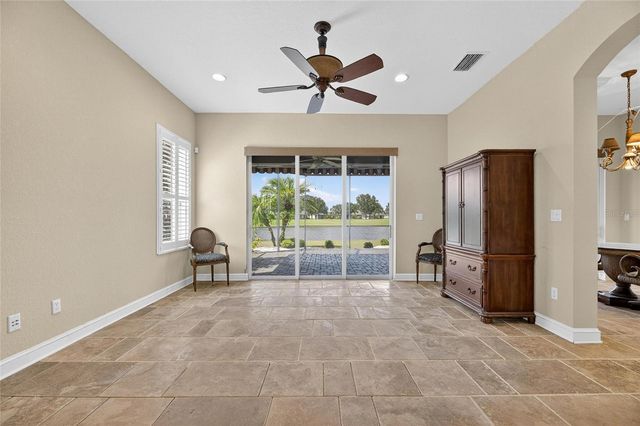 1039 EMERALD DUNES DRIVE, Sun City Center, FL 33573