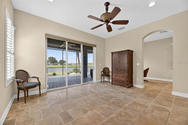 1039 EMERALD DUNES DRIVE, Sun City Center, FL 33573