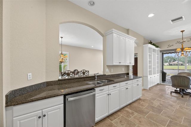 1039 EMERALD DUNES DRIVE, Sun City Center, FL 33573