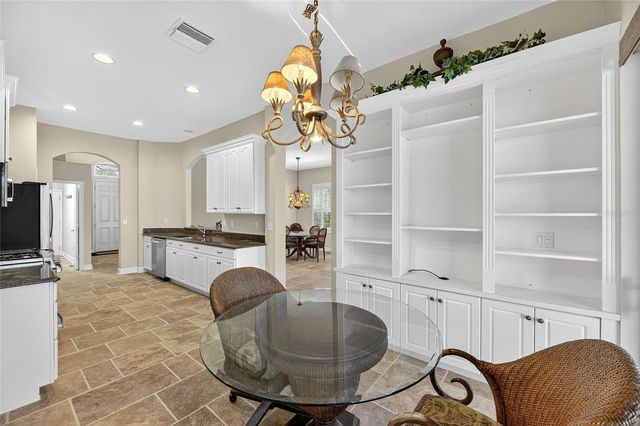 1039 EMERALD DUNES DRIVE, Sun City Center, FL 33573