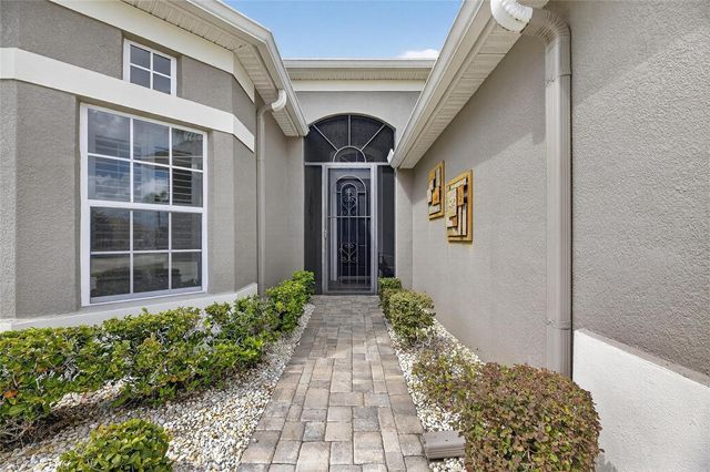 1039 EMERALD DUNES DRIVE, Sun City Center, FL 33573