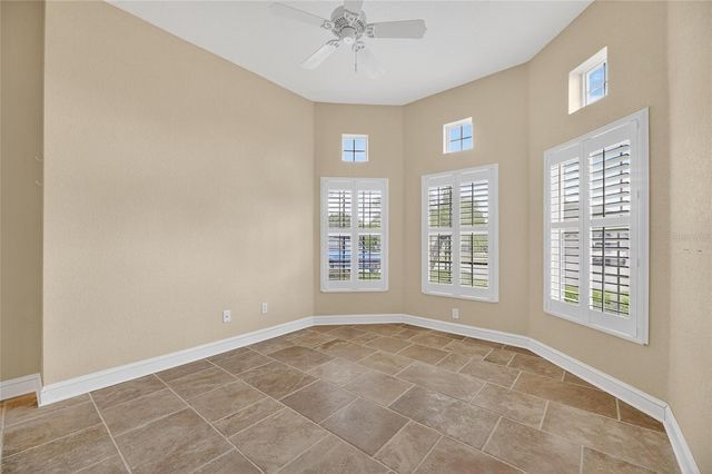 1039 EMERALD DUNES DRIVE, Sun City Center, FL 33573