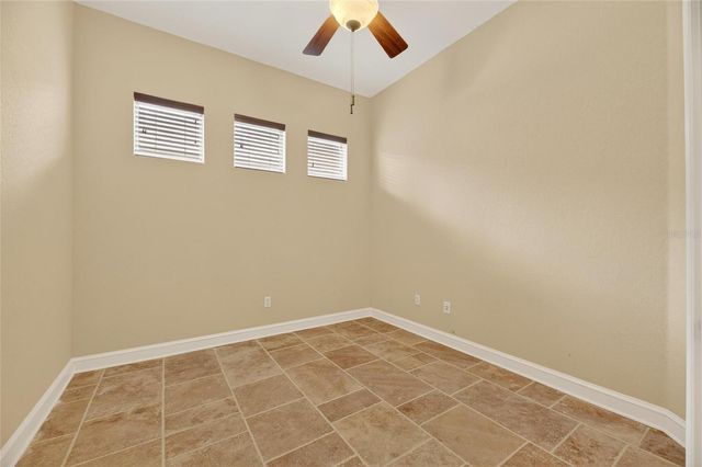 1039 EMERALD DUNES DRIVE, Sun City Center, FL 33573