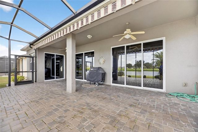 1039 EMERALD DUNES DRIVE, Sun City Center, FL 33573