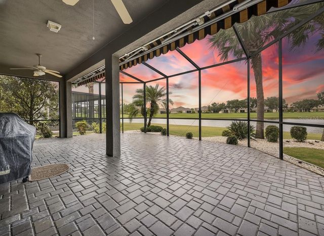 1039 EMERALD DUNES DRIVE, Sun City Center, FL 33573