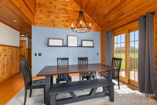 7320 100th Street, Caledonia, MI 49316