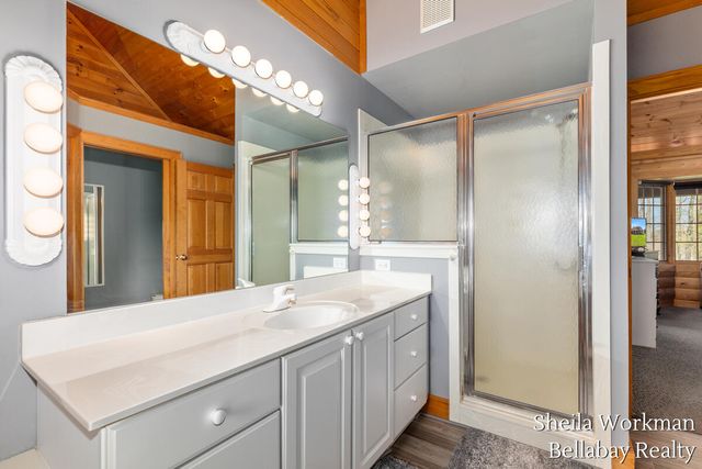 7320 100th Street, Caledonia, MI 49316