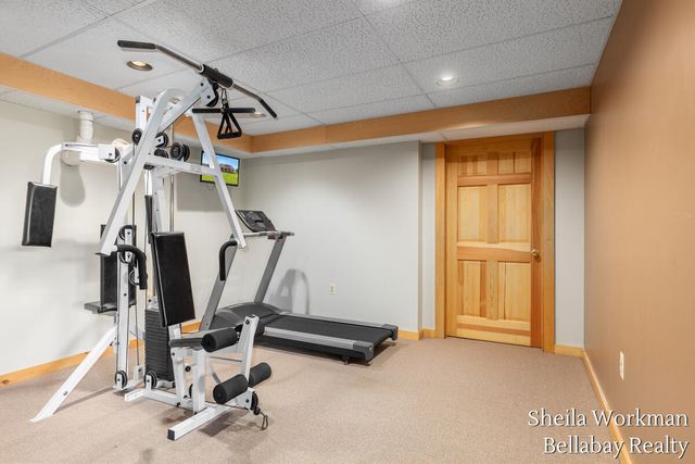 7320 100th Street, Caledonia, MI 49316