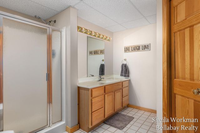 7320 100th Street, Caledonia, MI 49316