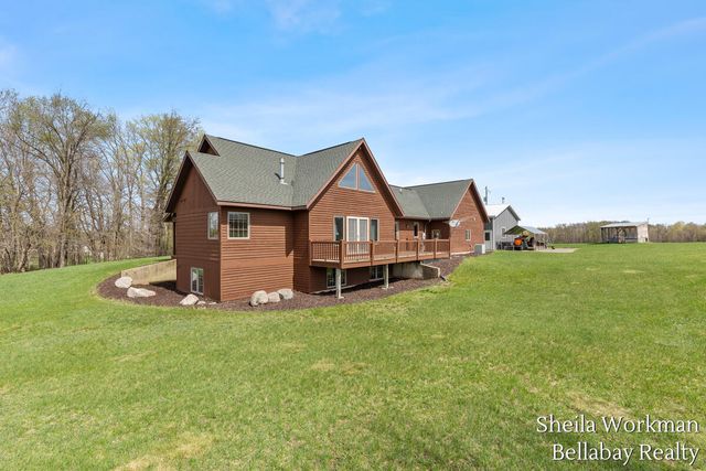 7320 100th Street, Caledonia, MI 49316