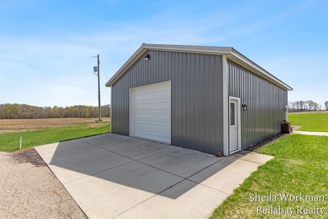 7320 100th Street, Caledonia, MI 49316