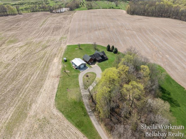 7320 100th Street, Caledonia, MI 49316