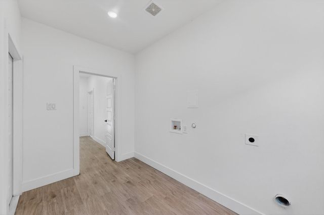 616 E Shepherd Street, Denison, TX 75021