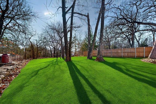 616 E Shepherd Street, Denison, TX 75021