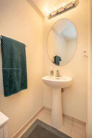 11453 SW 251st St, Homestead, FL 33032