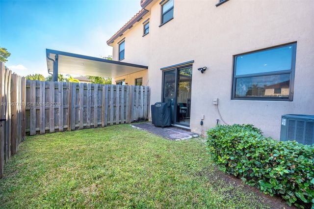 11453 SW 251st St, Homestead, FL 33032