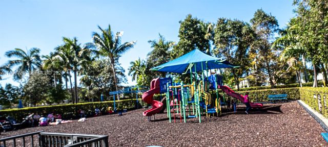 11453 SW 251st St, Homestead, FL 33032