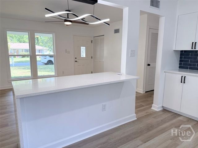 1629 Glen Ridge Drive, Savannah, GA 31415