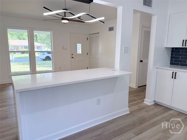 1629 Glen Ridge Drive, Savannah, GA 31415